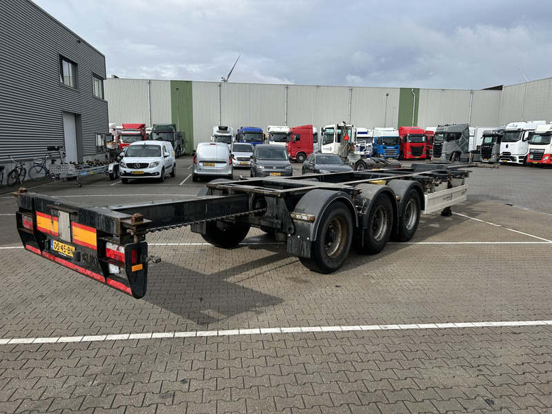 Renders Euro 925 / Container Chassis / 2x 20 - 40 - 45 FT / Drum / APK TUV 07-26 - Semi-remorque porte-conteneur/ Caisse mobile: photos 2 Renders Euro 925 / Container Chassis / 2x 20 - 40 - 45 FT / Drum / APK TUV 07-26 - Semi-remorque porte-conteneur/ Caisse mobile: photos 2