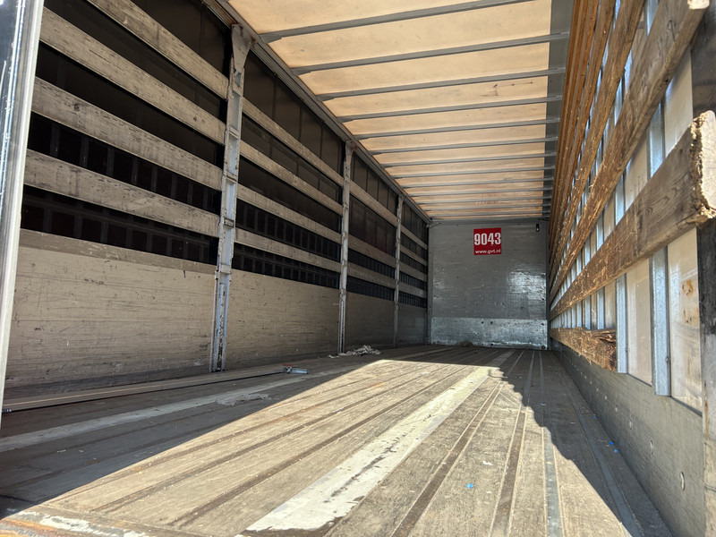 Renders ROC 12.10 / City / Curtainside / Loadlift 2000 kg / NL Trailer - Semi-remorque rideaux coulissants: photos 4 Renders ROC 12.10 / City / Curtainside / Loadlift 2000 kg / NL Trailer - Semi-remorque rideaux coulissants: photos 4