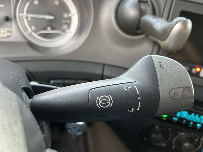 DAF CF 400 FT Space Cab / 945 dkm / Smart Tacho V2 / Stand Airco / APK TUV 01-26 - Tracteur routier: photos 5 DAF CF 400 FT Space Cab / 945 dkm / Smart Tacho V2 / Stand Airco / APK TUV 01-26 - Tracteur routier: photos 5