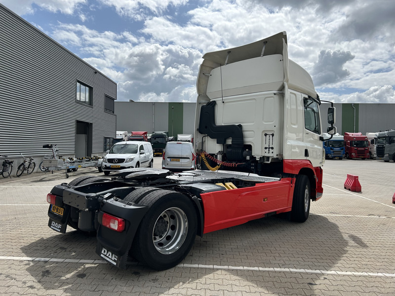 DAF CF 410 FT Space Cab / 410 dkm / MX Brake / APK TUV 04-26 - Tracteur routier: photos 2 DAF CF 410 FT Space Cab / 410 dkm / MX Brake / APK TUV 04-26 - Tracteur routier: photos 2