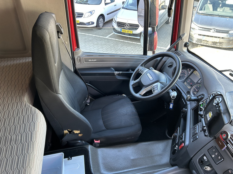 DAF CF 410 FT Space Cab / 678 dkm / Smart Tacho V2 / APK TUV 11-25 - Tracteur routier: photos 3 DAF CF 410 FT Space Cab / 678 dkm / Smart Tacho V2 / APK TUV 11-25 - Tracteur routier: photos 3