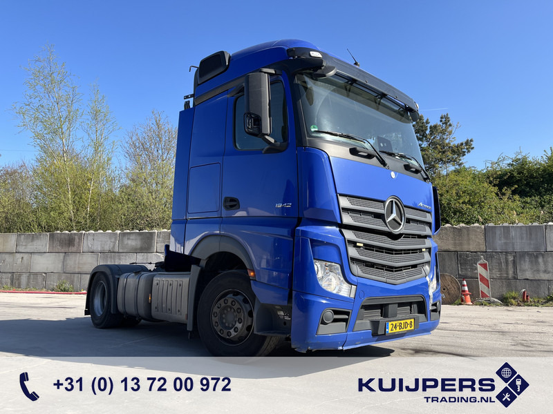 Mercedes-Benz Actros 1842 StreamSpace / 939 dkm / 2 Tanks / NL Truck - Tracteur routier: photos 1 Mercedes-Benz Actros 1842 StreamSpace / 939 dkm / 2 Tanks / NL Truck - Tracteur routier: photos 1