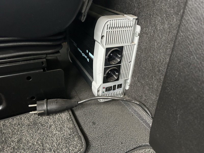 Tracteur routier Mercedes-Benz Actros 1845 Bigspace / 314 dkm / Mirror Cams / 2 Tanks / NL Truck: photos 9 Tracteur routier Mercedes-Benz Actros 1845 Bigspace / 314 dkm / Mirror Cams / 2 Tanks / NL Truck: photos 9