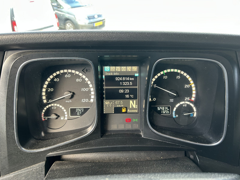 Mercedes-Benz Actros 1845 Bigspace / 924 dkm / Stand Airco / APK TUV 07-25 - Tracteur routier: photos 4 Mercedes-Benz Actros 1845 Bigspace / 924 dkm / Stand Airco / APK TUV 07-25 - Tracteur routier: photos 4
