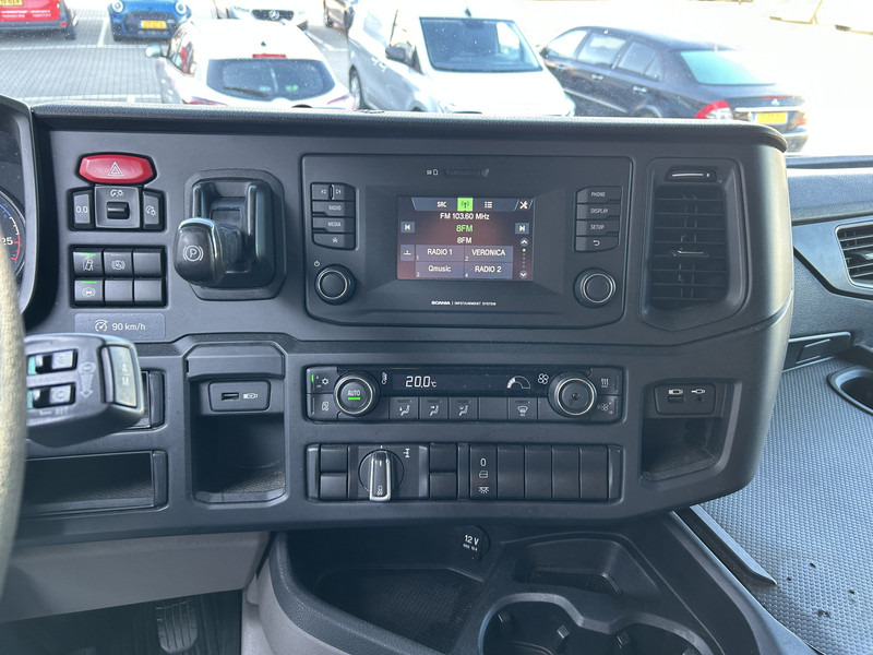 Scania R450 Highline / Retarder / 770 dkm / APK TUV 03-26 - Tracteur routier: photos 5 Scania R450 Highline / Retarder / 770 dkm / APK TUV 03-26 - Tracteur routier: photos 5