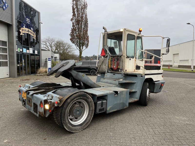 Terberg YT 182 / Cummins - Allison / Hefschotel / 2007 - Tracteur routier: photos 2 Terberg YT 182 / Cummins - Allison / Hefschotel / 2007 - Tracteur routier: photos 2