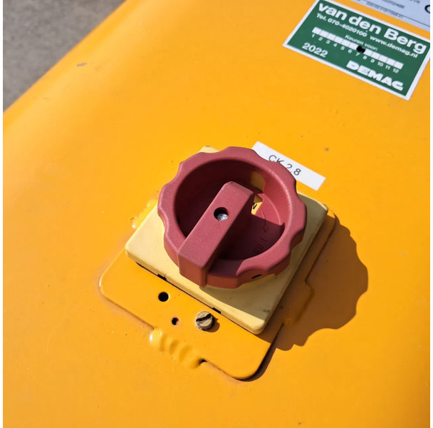 Demag JC-P-300-KBK-BR-M-250-6000 - Flèche pour Engins de chantier: photos 5 Demag JC-P-300-KBK-BR-M-250-6000 - Flèche pour Engins de chantier: photos 5