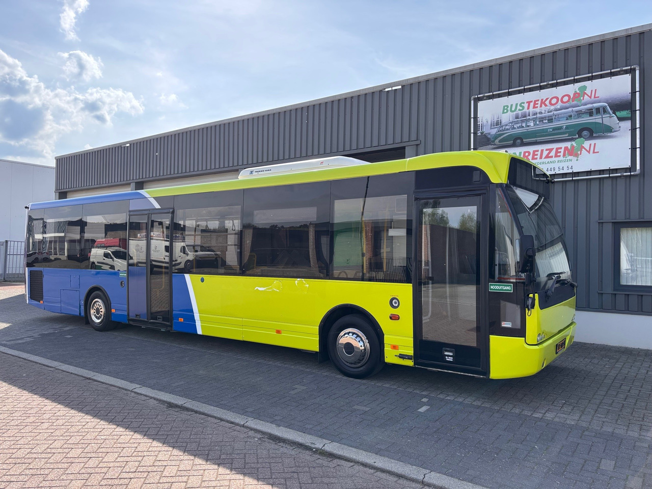 VDL Berkhof Ambassador 200, Euro 5 EEV SPECIAL BUS - Bus: photos 1 VDL Berkhof Ambassador 200, Euro 5 EEV SPECIAL BUS - Bus: photos 1