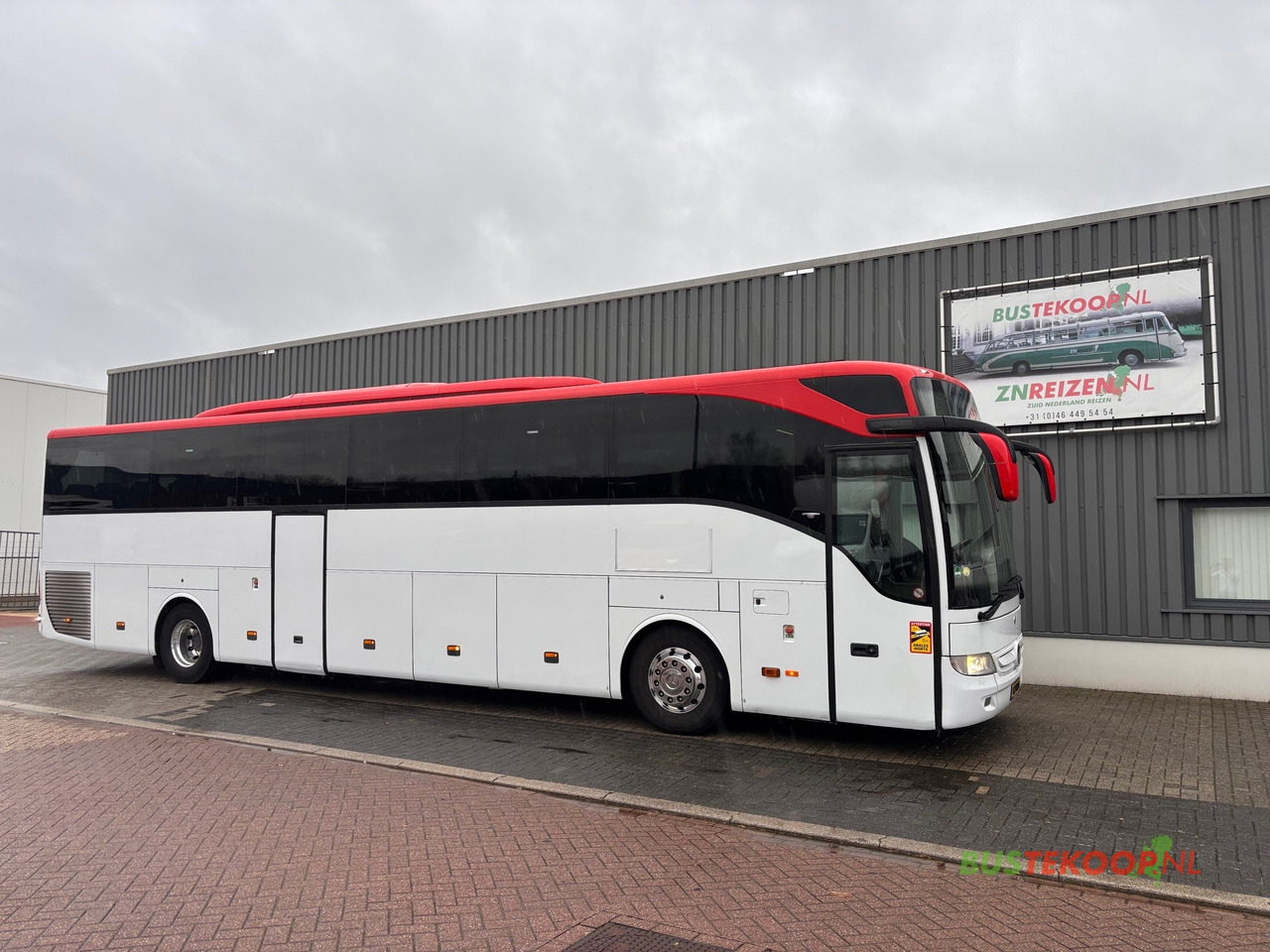 Mercedes TOURISMO RHD-M/2A - Autocar: photos 1 Mercedes TOURISMO RHD-M/2A - Autocar: photos 1