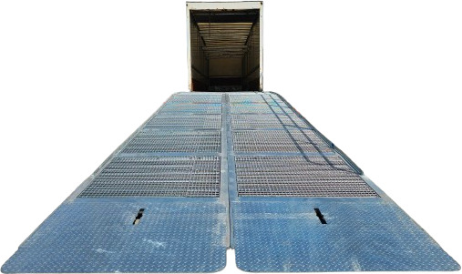 Large Mobile dock ramp, uncouplable AZ RAMP - KING VERSION, BIG FOOT L20 T-INOX - Rampe de chargement: photos 1 Large Mobile dock ramp, uncouplable AZ RAMP - KING VERSION, BIG FOOT L20 T-INOX - Rampe de chargement: photos 1