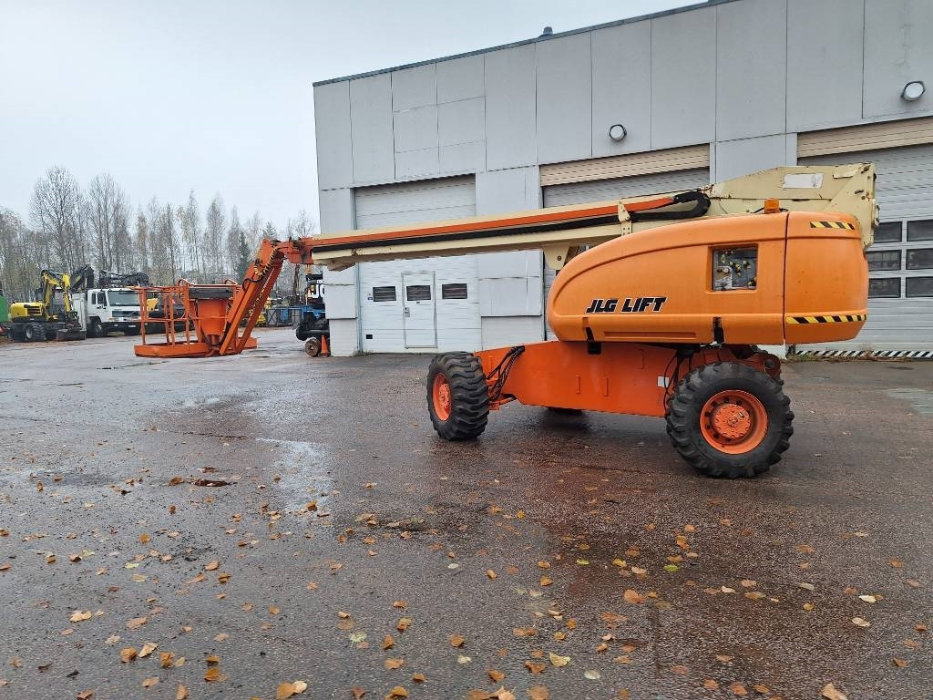JLG 660 SJ 4x4x4 - Nacelle articulée: photos 4 JLG 660 SJ 4x4x4 - Nacelle articulée: photos 4