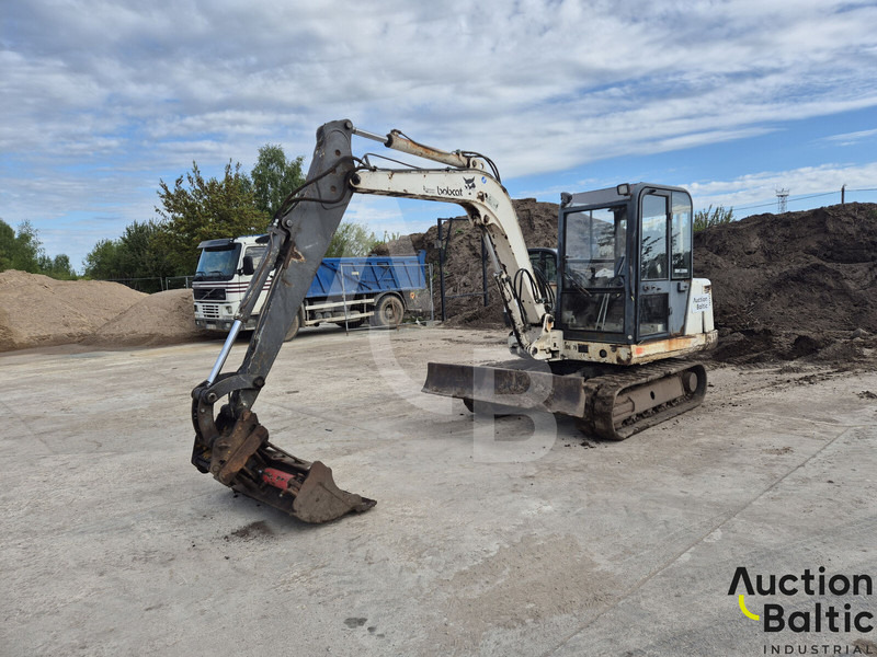 Bobcat X 335 - Mini pelle: photos 1 Bobcat X 335 - Mini pelle: photos 1