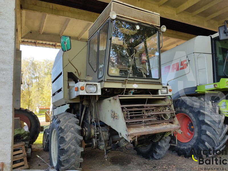 Fortschritt E 514 - Moissonneuse-batteuse: photos 1 Fortschritt E 514 - Moissonneuse-batteuse: photos 1