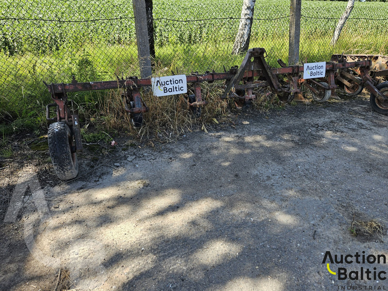 Furrow - Outils du sol: photos 2 Furrow - Outils du sol: photos 2