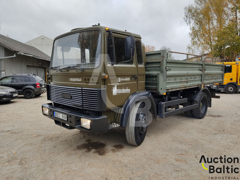 Iveco Magirus 110-17 - Camion plateau: photos 2 Iveco Magirus 110-17 - Camion plateau: photos 2