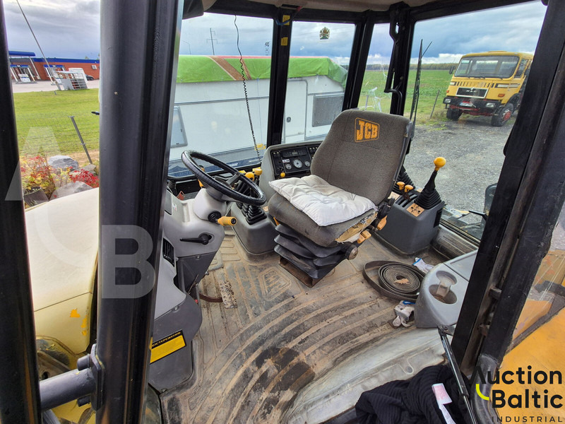 JCB 4 CX - Tractopelle: photos 5 JCB 4 CX - Tractopelle: photos 5