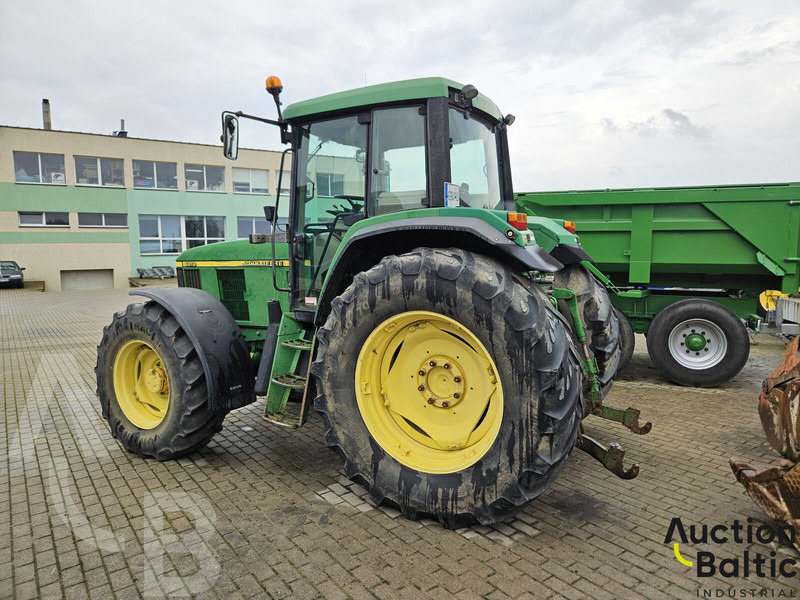 John Deere 6810 - Tracteur agricole: photos 3 John Deere 6810 - Tracteur agricole: photos 3
