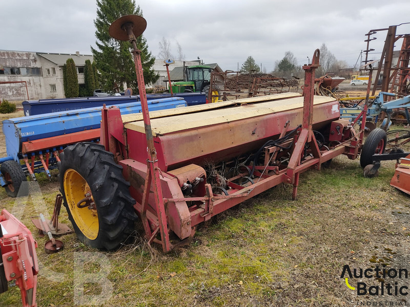 Juko - Semoir/ Planteuse: photos 3 Juko - Semoir/ Planteuse: photos 3