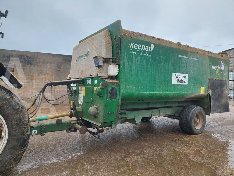 Keenan MF360 - Matériel d'élevage: photos 2 Keenan MF360 - Matériel d'élevage: photos 2