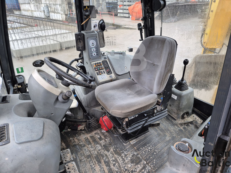 Komatsu WB93S-5 - Tractopelle: photos 5 Komatsu WB93S-5 - Tractopelle: photos 5