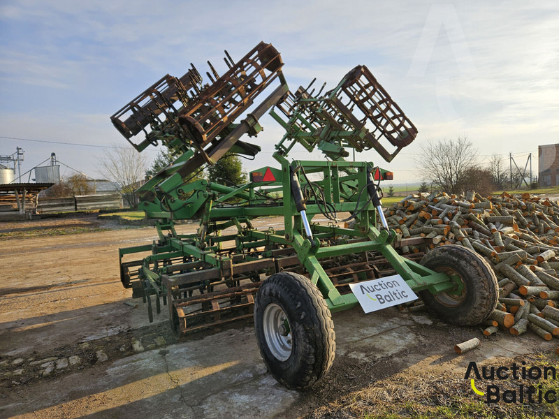 Laumetris - Bineuse: photos 3 Laumetris - Bineuse: photos 3