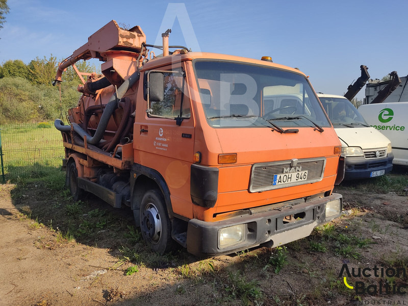 MAN 9.150 - Camion hydrocureur: photos 1 MAN 9.150 - Camion hydrocureur: photos 1