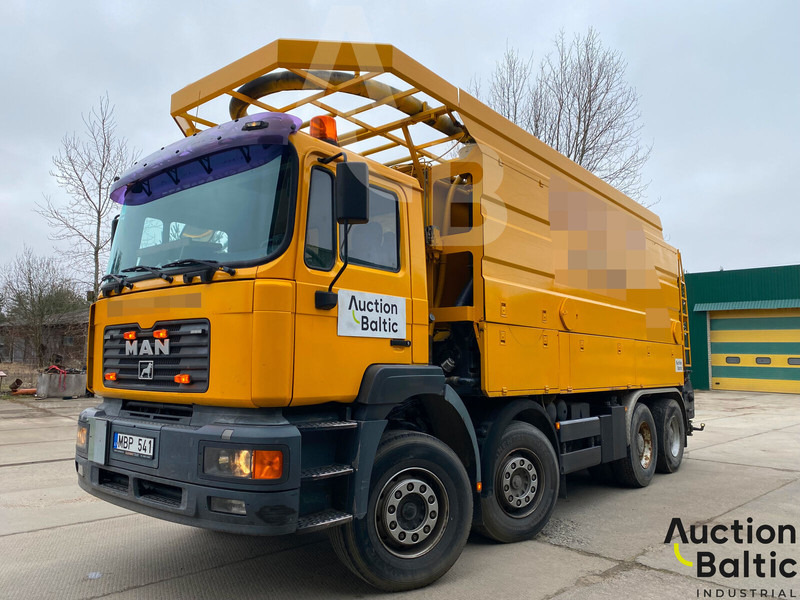 MAN T46 - Camion hydrocureur: photos 2 MAN T46 - Camion hydrocureur: photos 2