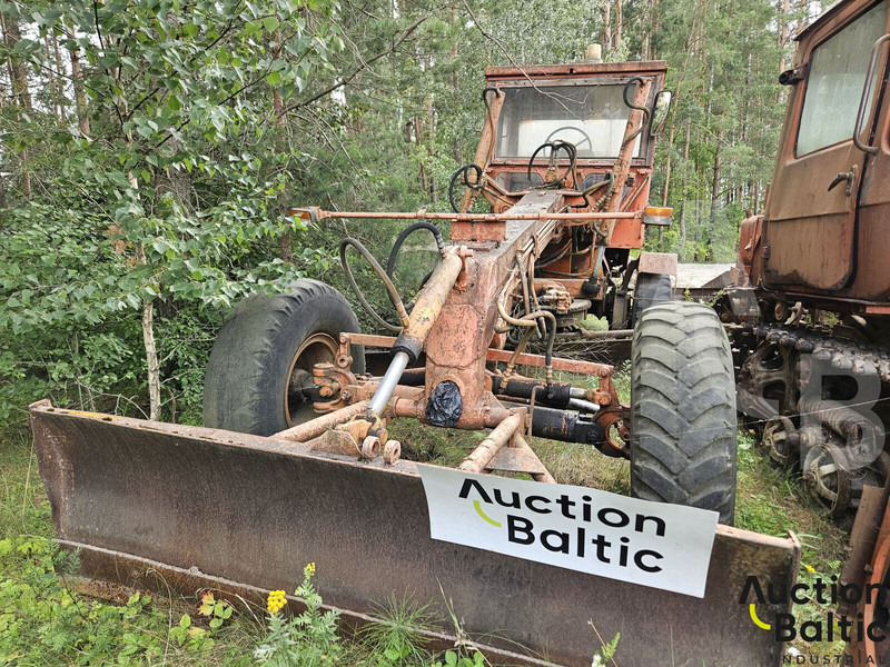 Onbekend DZ-99 - Niveleuse: photos 2 Onbekend DZ-99 - Niveleuse: photos 2