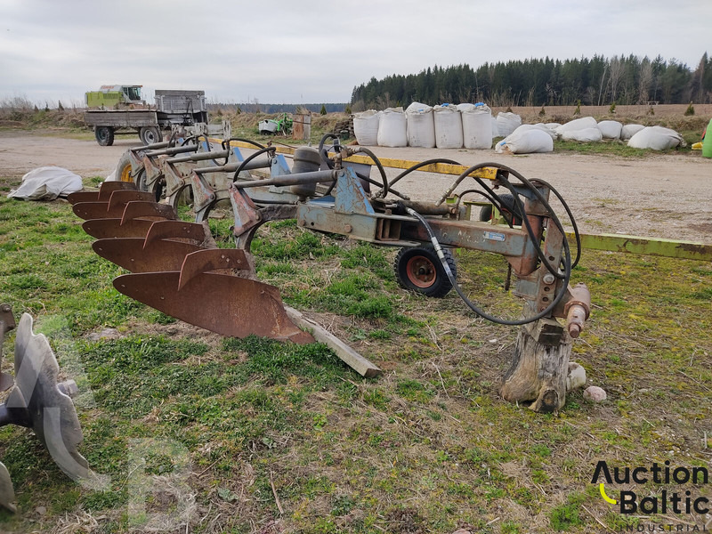 Overum C598L - Charrue: photos 1 Overum C598L - Charrue: photos 1