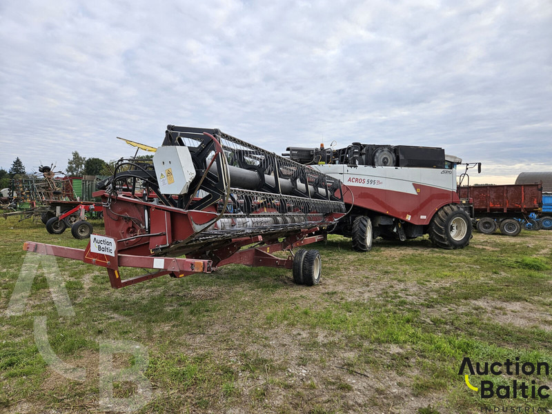 Rostselmash Acros 595 Plus - Moissonneuse-batteuse: photos 5 Rostselmash Acros 595 Plus - Moissonneuse-batteuse: photos 5