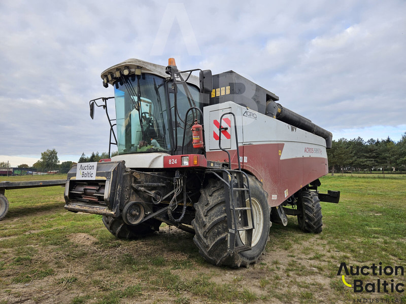 Rostselmash Acros 595 Plus - Moissonneuse-batteuse: photos 2 Rostselmash Acros 595 Plus - Moissonneuse-batteuse: photos 2