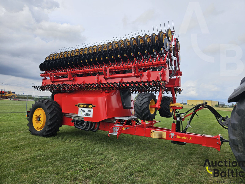 Vaderstad Inspire 1200S - Semoir monograine: photos 1 Vaderstad Inspire 1200S - Semoir monograine: photos 1