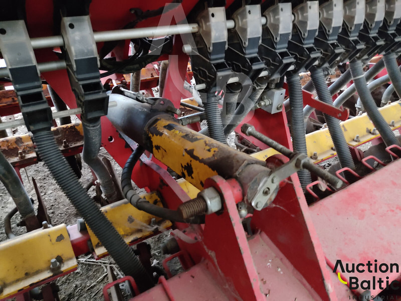 Vaderstad Rapid400C - Semoir/ Planteuse: photos 5 Vaderstad Rapid400C - Semoir/ Planteuse: photos 5