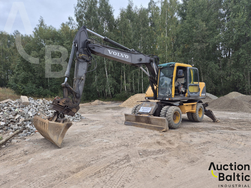 Volvo EW 160 B - Pelle sur pneus: photos 1 Volvo EW 160 B - Pelle sur pneus: photos 1