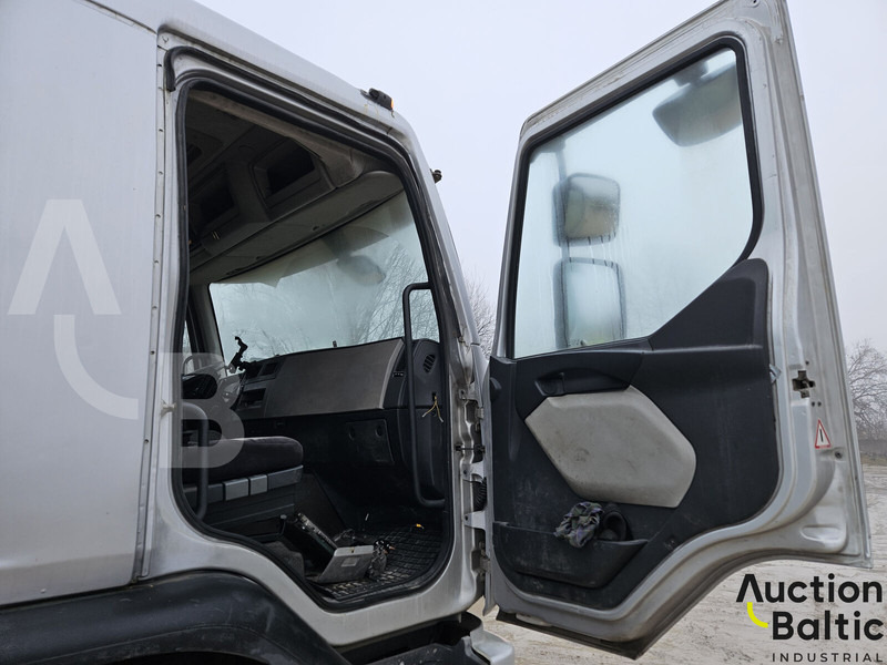 Camion malaxeur Volvo FE320: photos 7 Camion malaxeur Volvo FE320: photos 7