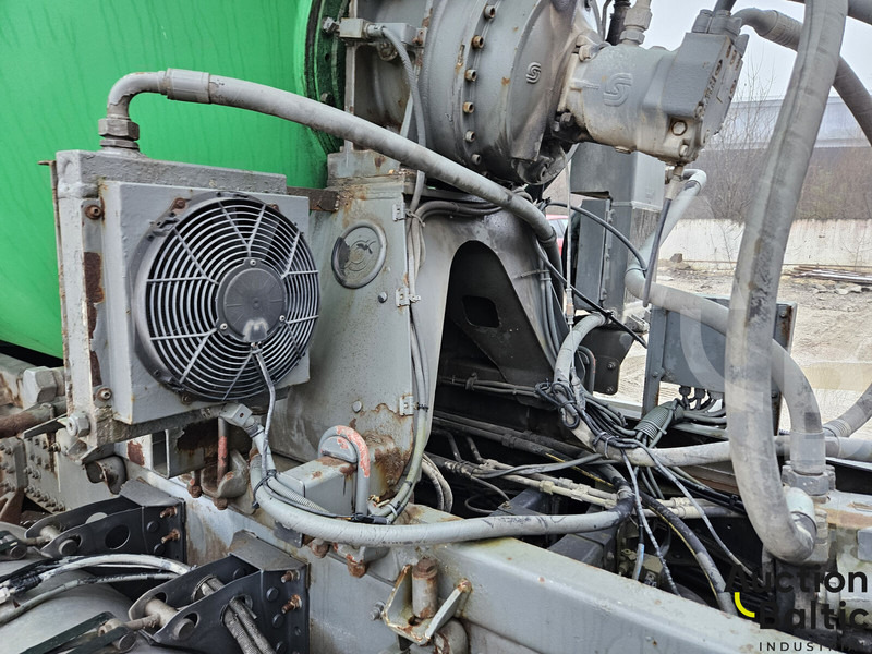 Camion malaxeur Volvo FE320: photos 18 Camion malaxeur Volvo FE320: photos 18