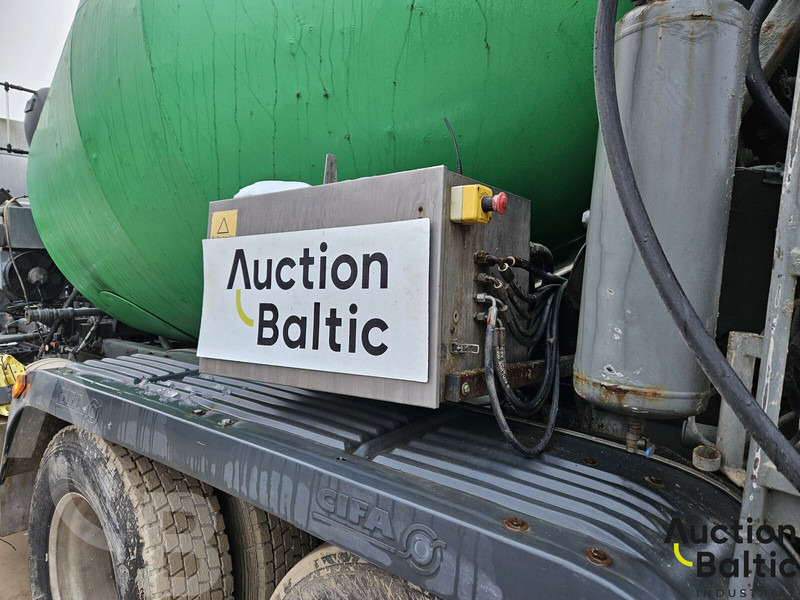 Camion malaxeur Volvo FE320: photos 14 Camion malaxeur Volvo FE320: photos 14