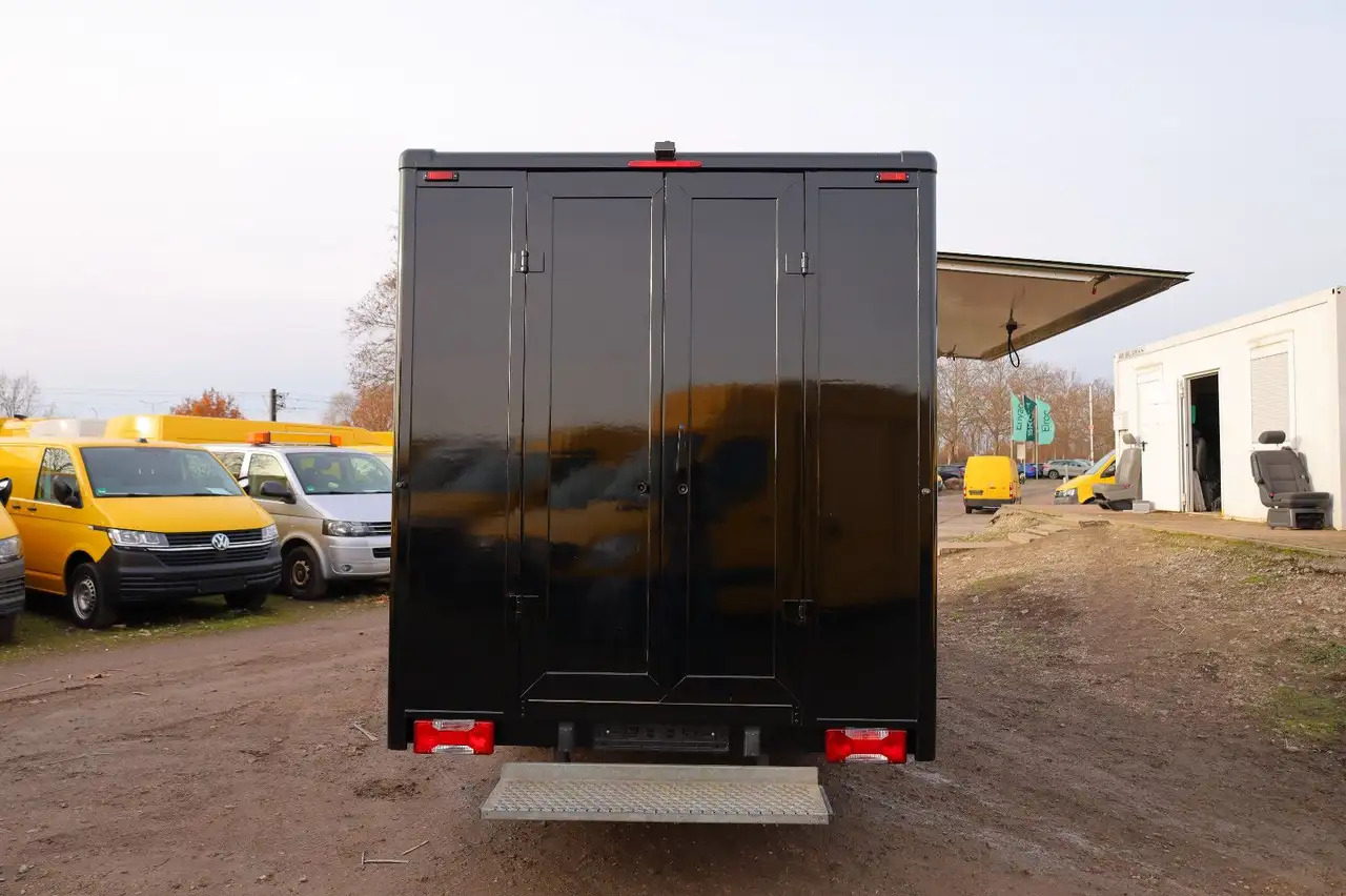 Iveco IS35SI2AA/ FOODTRUCK/Daily/EU5/1. Hand - Camion magasin: photos 5 Iveco IS35SI2AA/ FOODTRUCK/Daily/EU5/1. Hand - Camion magasin: photos 5