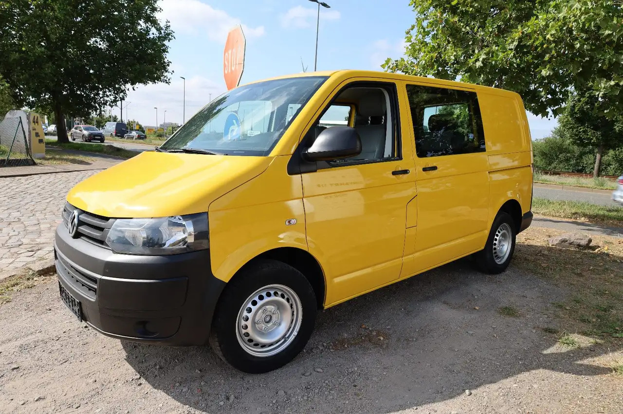 Volkswagen T5 Transporter/ 2.0 TDI/EU5/1.Hand/5-Sitze - Utilitaire double cabine: photos 5 Volkswagen T5 Transporter/ 2.0 TDI/EU5/1.Hand/5-Sitze - Utilitaire double cabine: photos 5