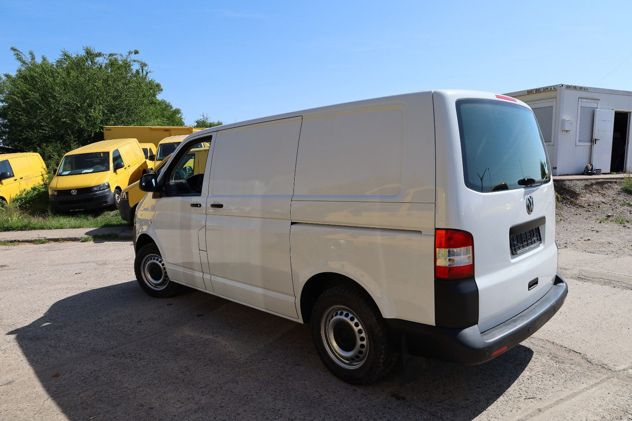 Volkswagen T5 Transporter Kasten-Kombi 2.0 TDI/EU5/1.Hand - Fourgonnette: photos 4 Volkswagen T5 Transporter Kasten-Kombi 2.0 TDI/EU5/1.Hand - Fourgonnette: photos 4