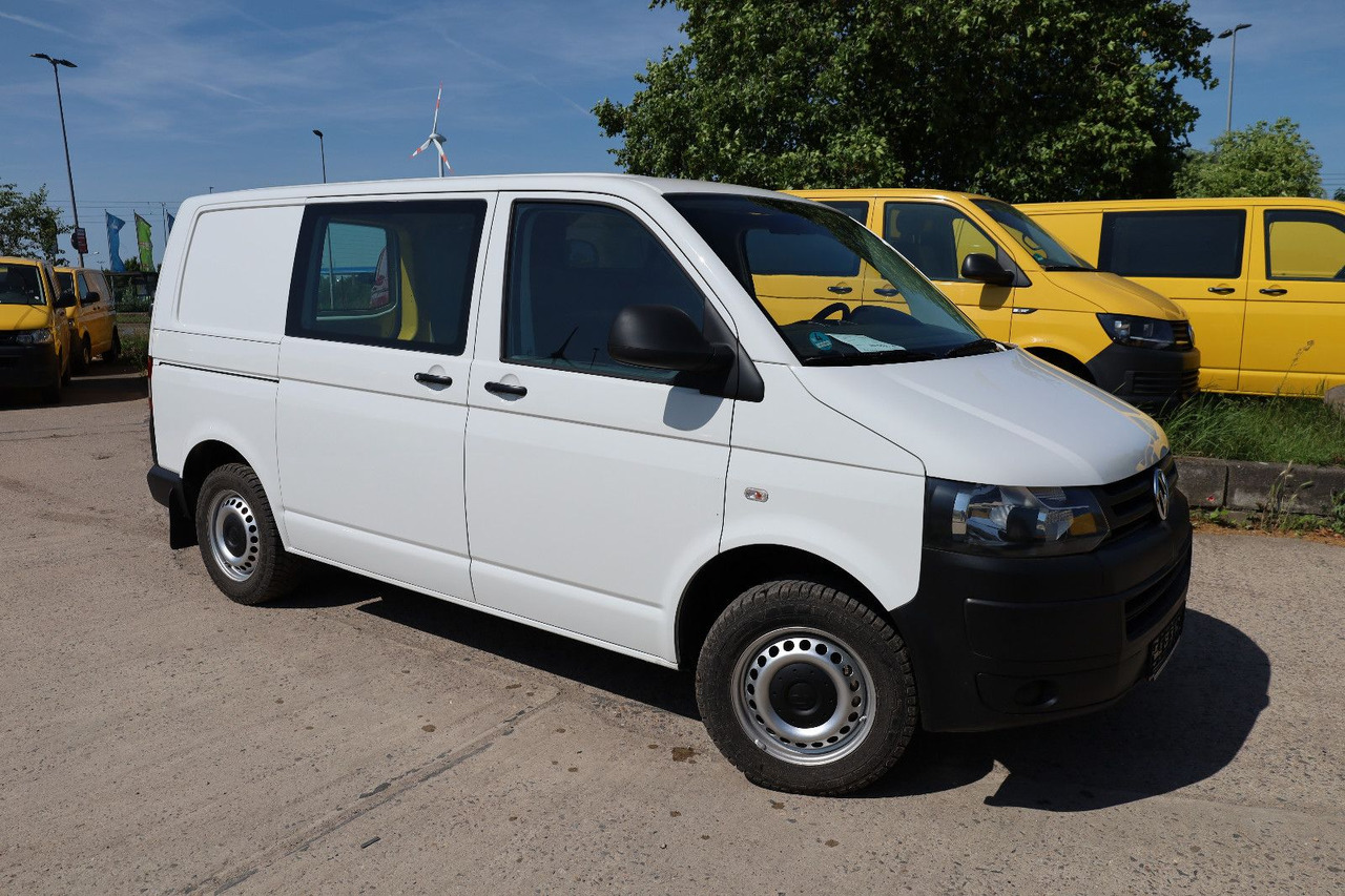 Volkswagen T5 Transporter Kasten-Kombi 2.0 TDI/EU5/1.Hand - Fourgonnette: photos 1 Volkswagen T5 Transporter Kasten-Kombi 2.0 TDI/EU5/1.Hand - Fourgonnette: photos 1