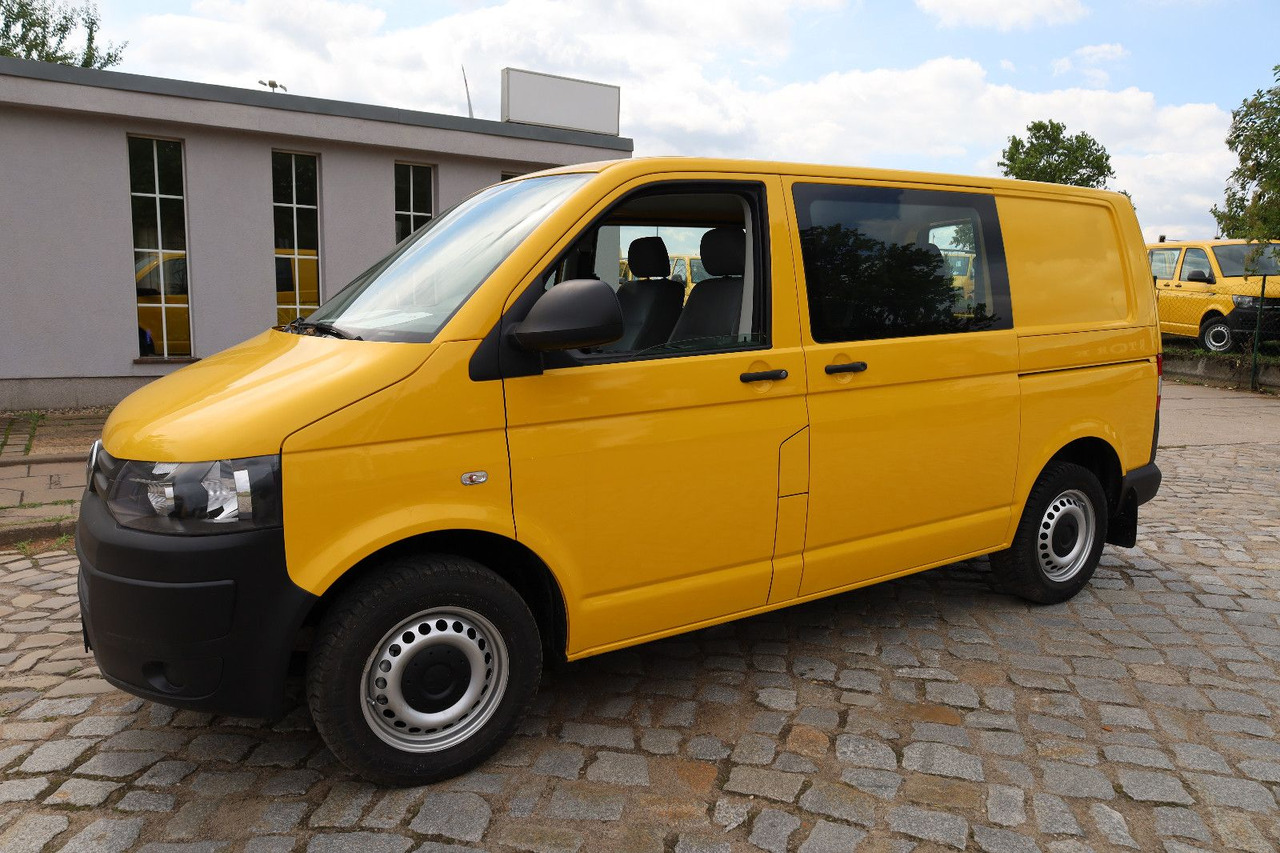 Volkswagen T5 Transporter Kasten-Kombi 2.0 TDI/EU5/5-Sitze - Transport de personnes: photos 3 Volkswagen T5 Transporter Kasten-Kombi 2.0 TDI/EU5/5-Sitze - Transport de personnes: photos 3