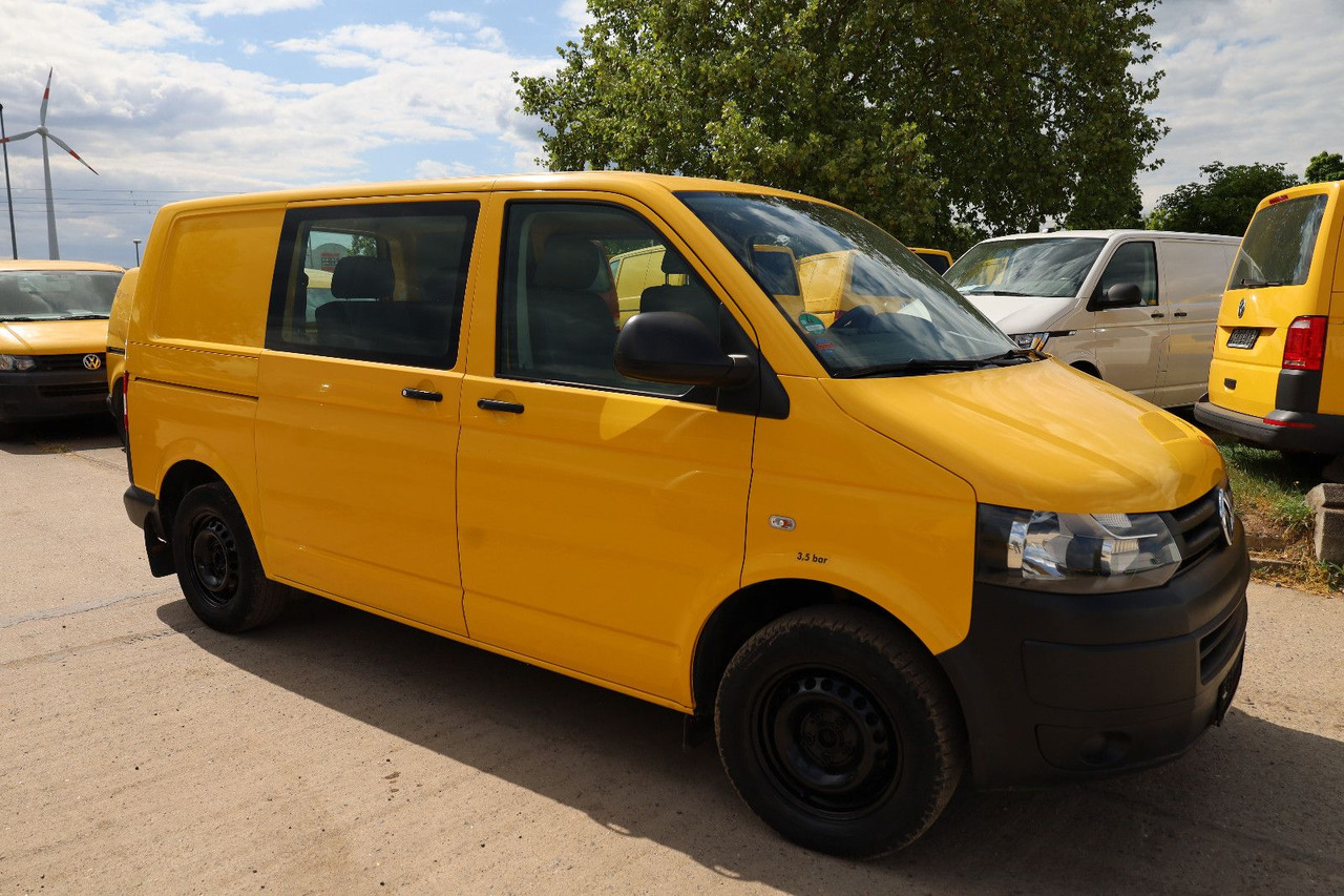 Volkswagen T5 Transporter Kasten-Kombi 2.0 TDI/EU5/5-Sitze - Transport de personnes: photos 5 Volkswagen T5 Transporter Kasten-Kombi 2.0 TDI/EU5/5-Sitze - Transport de personnes: photos 5
