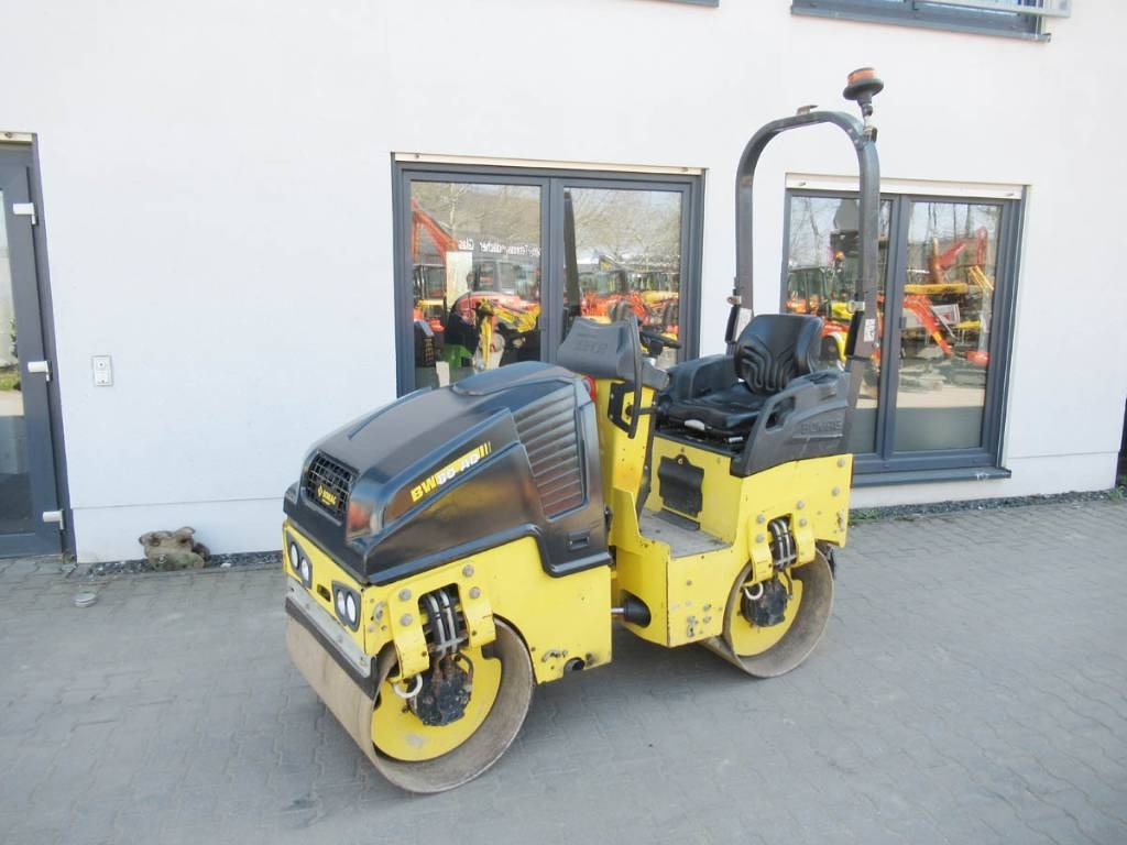 Bomag BW 80 AD-5 - Rouleau compresseur: photos 1 Bomag BW 80 AD-5 - Rouleau compresseur: photos 1