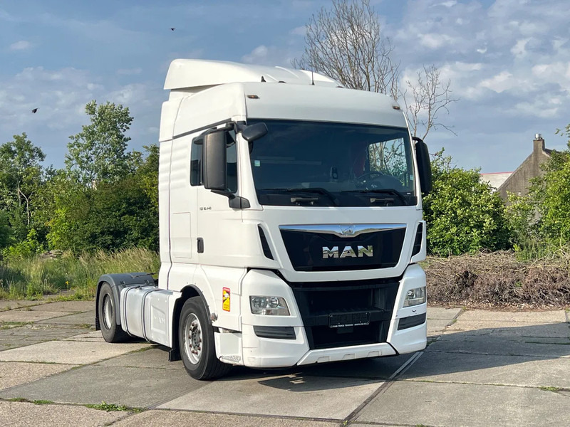 MAN TGX 18.440 Retarder***2xdieseltanks***TGX 18.440 2017*** - Tracteur routier: photos 2 MAN TGX 18.440 Retarder***2xdieseltanks***TGX 18.440 2017*** - Tracteur routier: photos 2