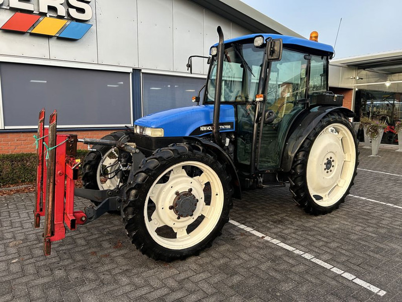 New Holland TN75S - Tracteur agricole: photos 2 New Holland TN75S - Tracteur agricole: photos 2