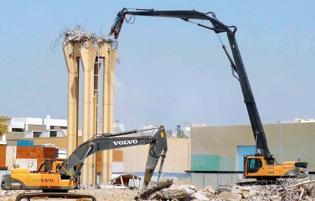 AME High Reach Demolition Boom (40 Meter) - Flèche pour Pelle: photos 1 AME High Reach Demolition Boom (40 Meter) - Flèche pour Pelle: photos 1