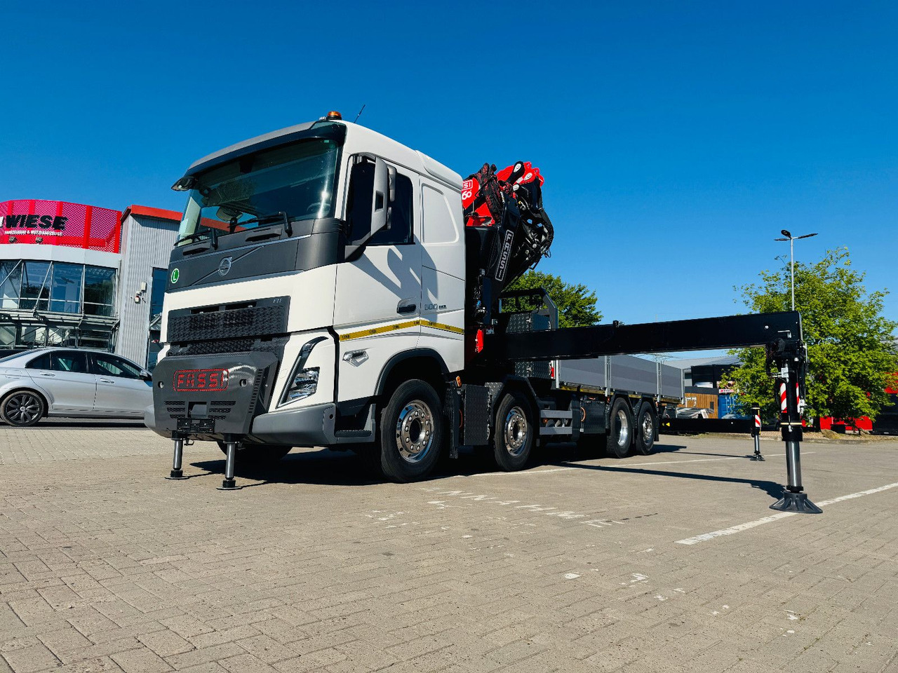 Camion, Camion grue Volvo FH 500 8x2 mit F710RA.2.27 L426 und V20 Winde: photos 14