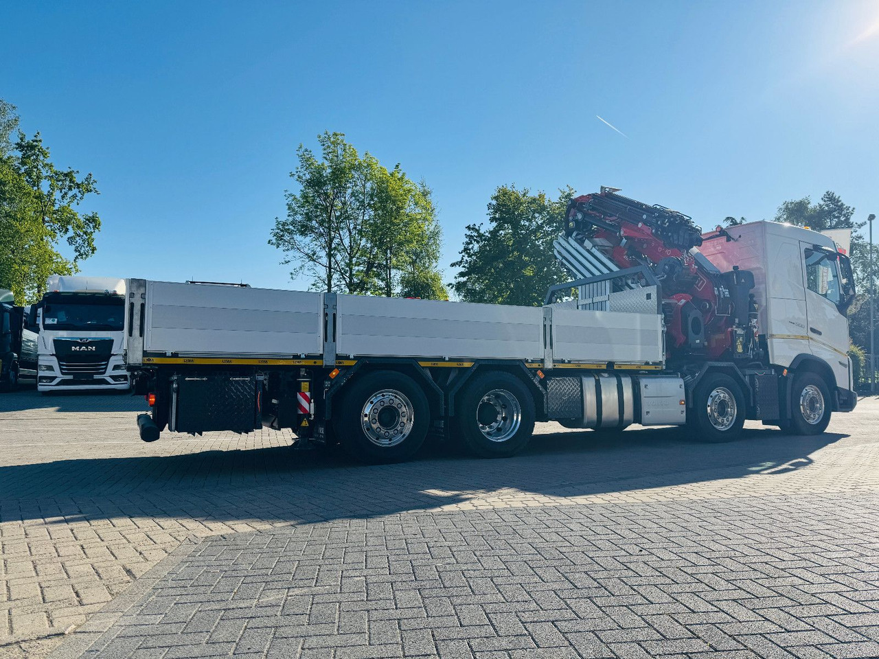 Camion, Camion grue Volvo FH 500 8x2 mit F710RA.2.27 L426 und V20 Winde: photos 7