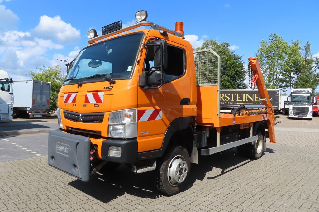 FUSO Canter 6 C 18 4x4 Kommunal Winterdienst - Camion multibenne: photos 1 FUSO Canter 6 C 18 4x4 Kommunal Winterdienst - Camion multibenne: photos 1